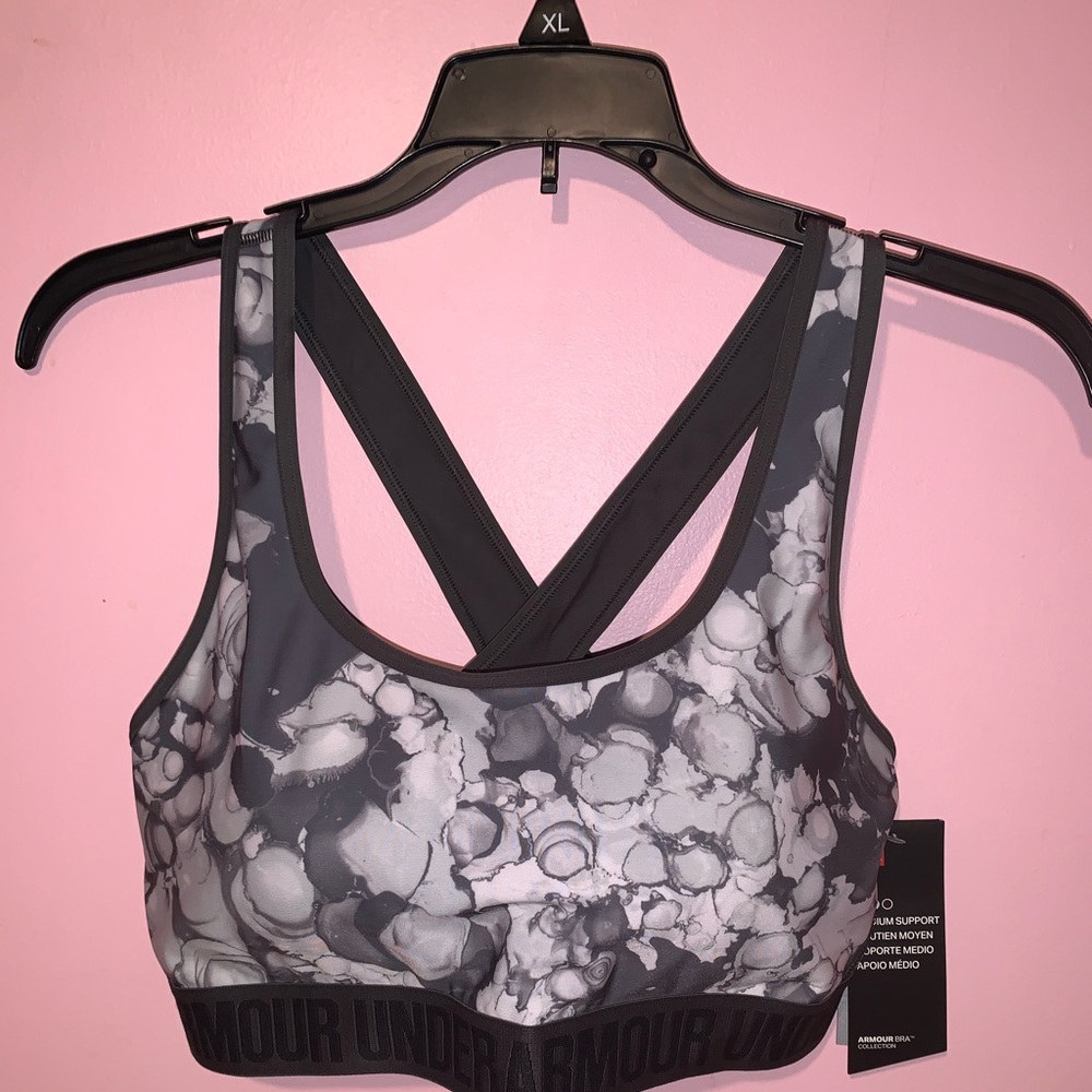 black and white sports bra